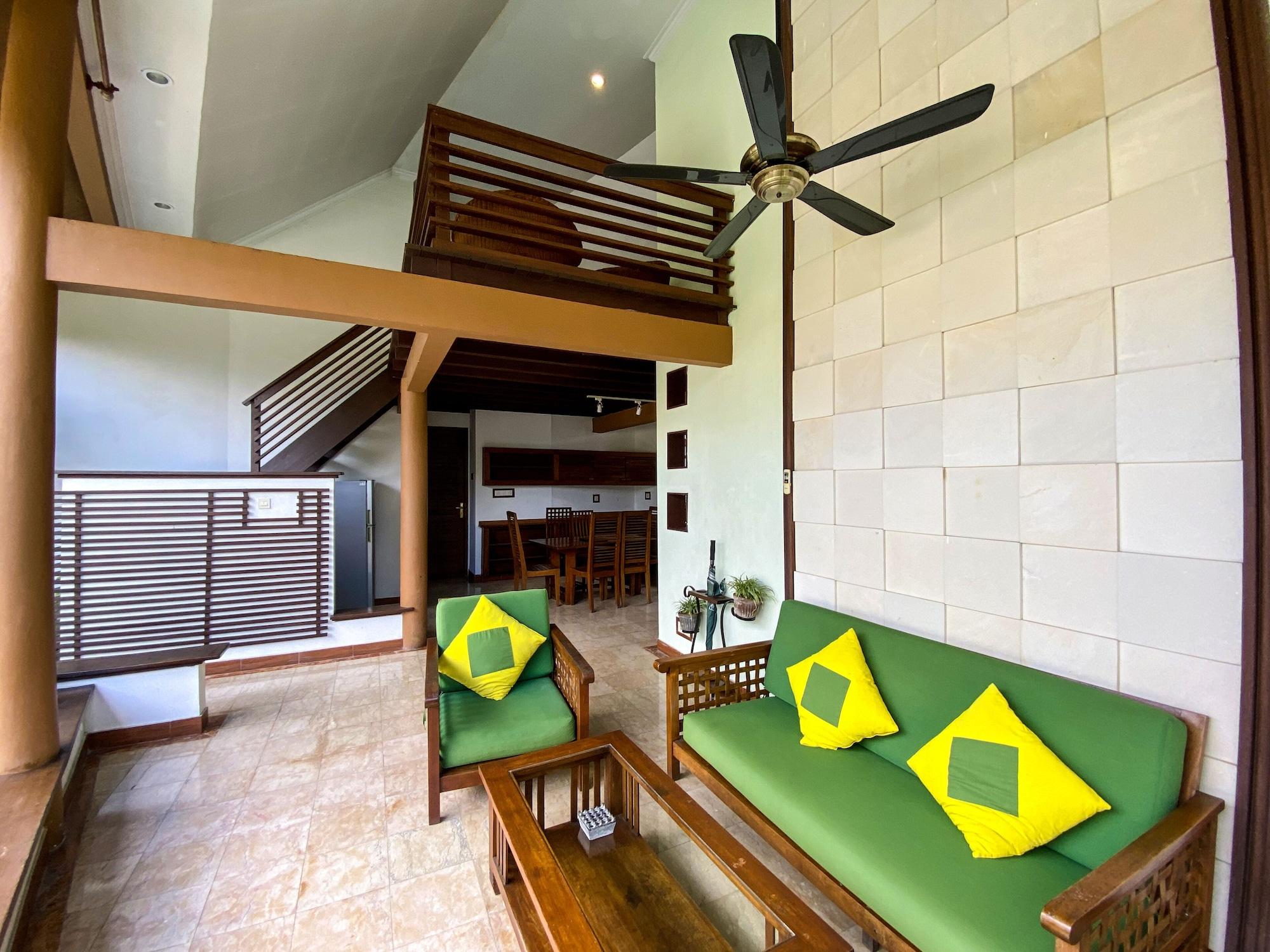 Desamuda Village Seminyak Buitenkant foto