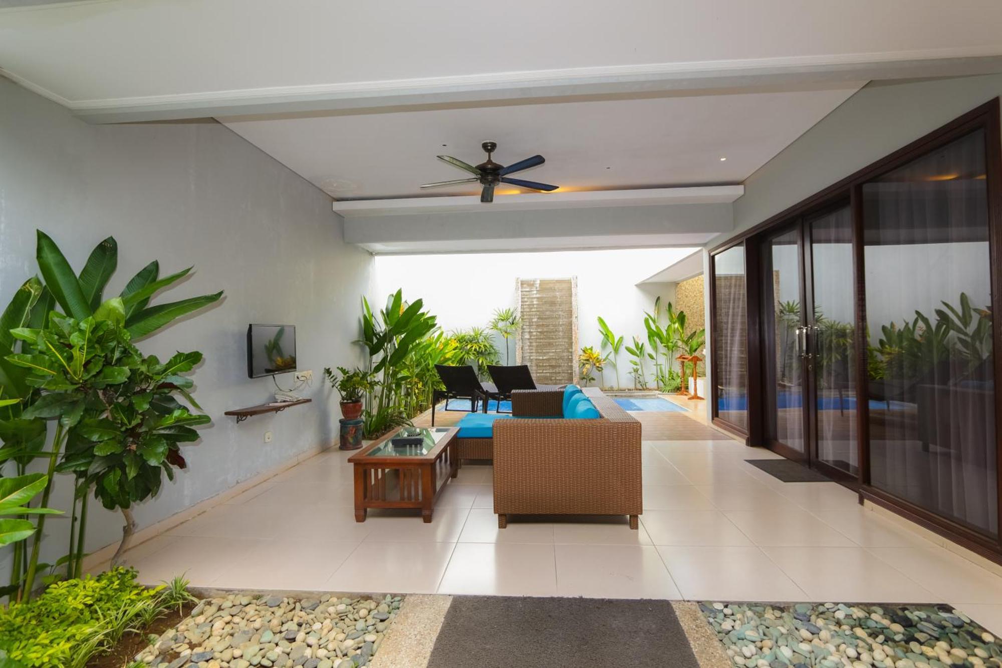 Desamuda Village Seminyak Kamer foto