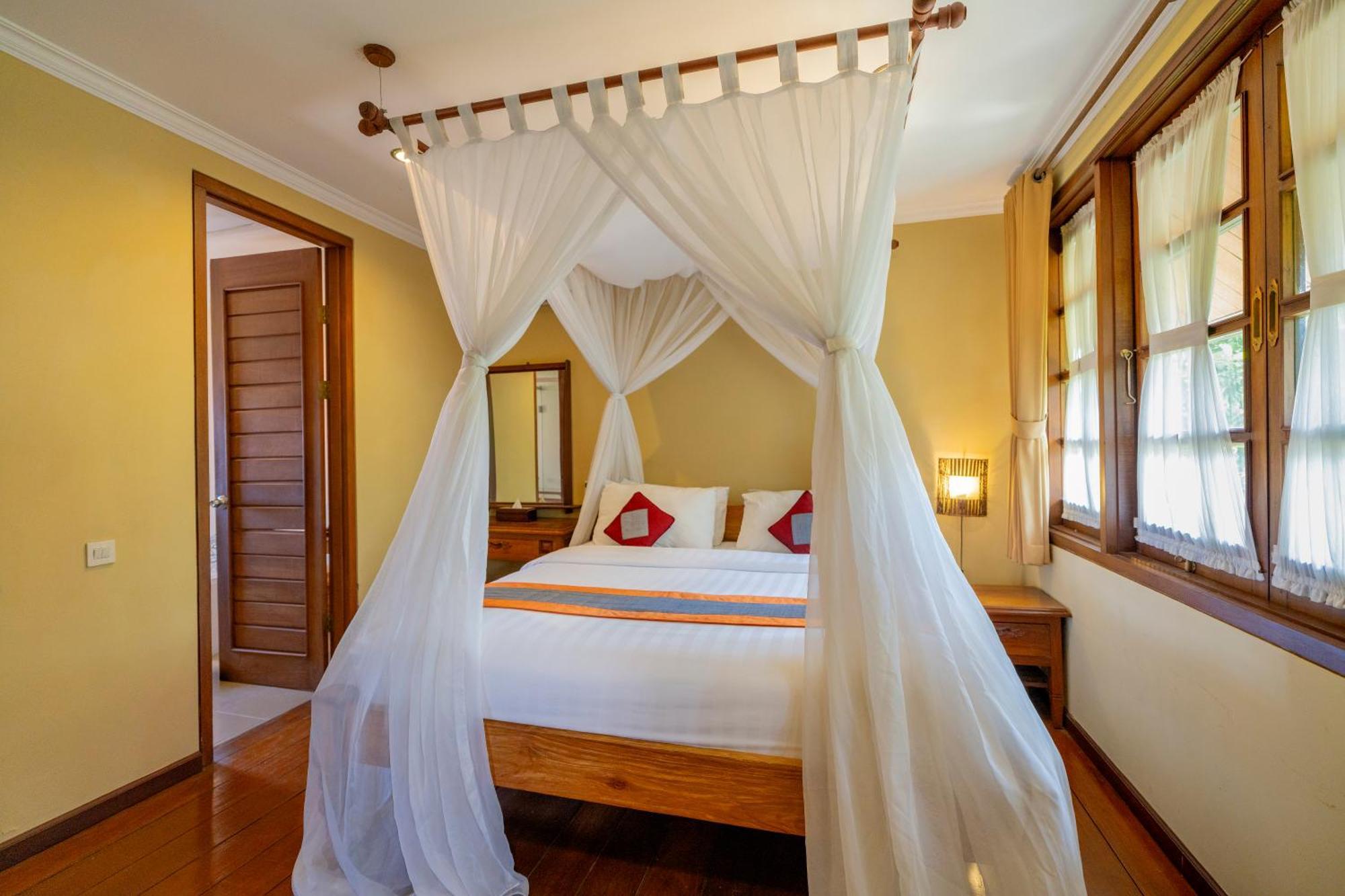 Desamuda Village Seminyak Buitenkant foto